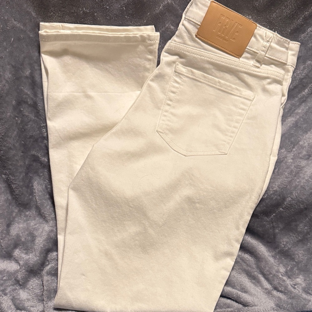NWOT White Frye Jeans with Classic Five-Pocket Style